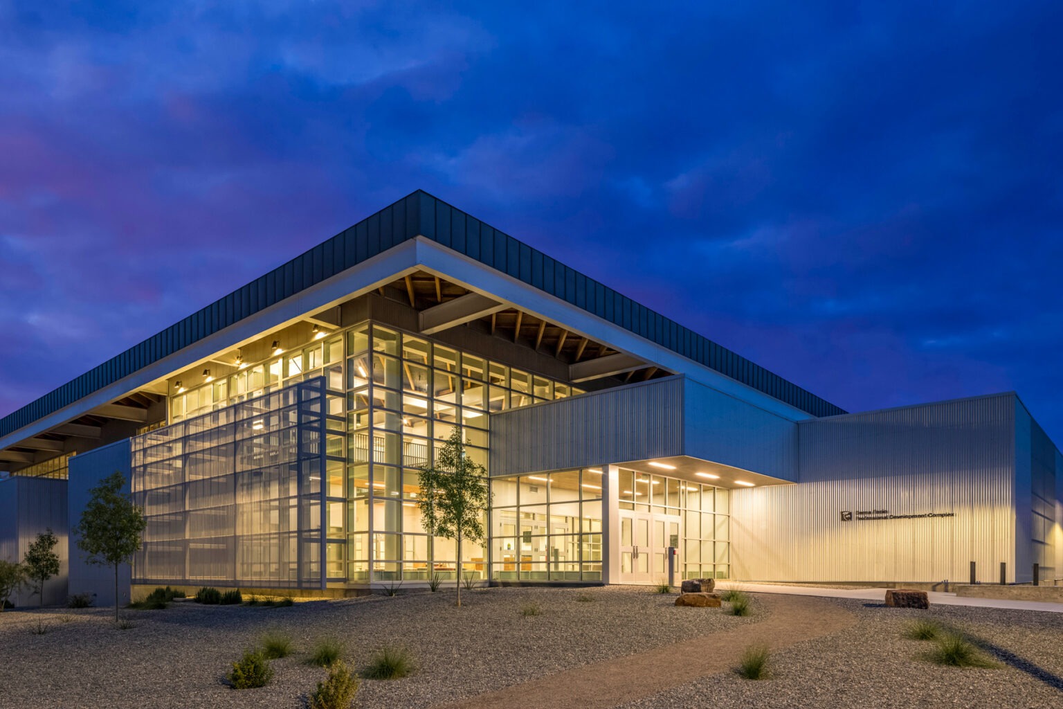 APS Professional Development Center – dnca architects